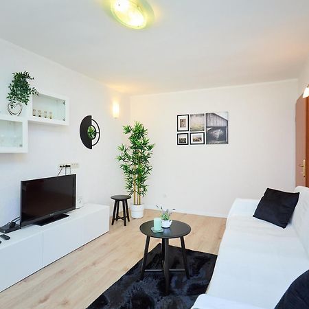 Apartment Promenada- 4Pax With Parking Dubrovnik Ngoại thất bức ảnh